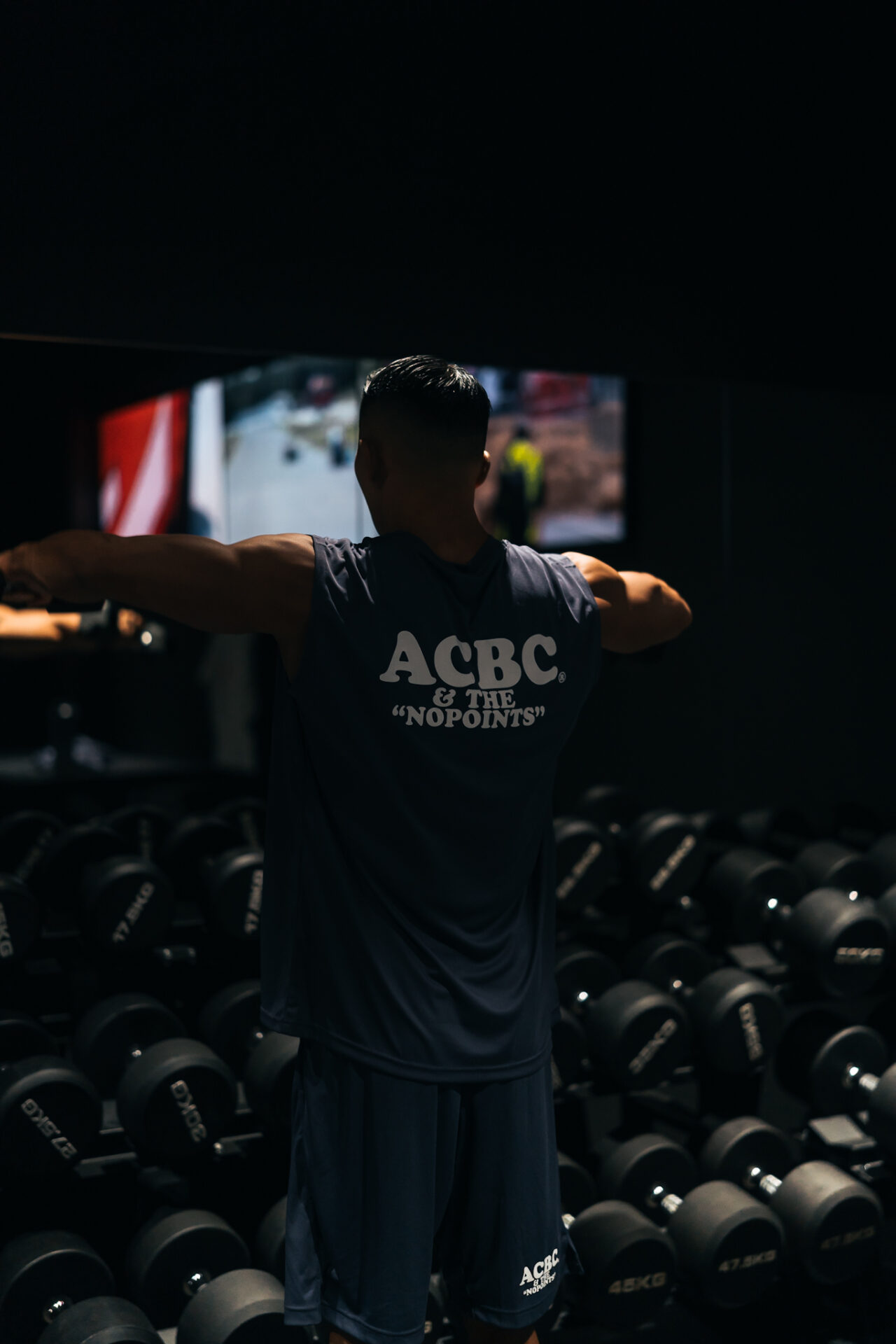 筋トレで肩こりが治る！？｜新潟市中央区女池の24時間ジム GEEKFIT. MEIKE