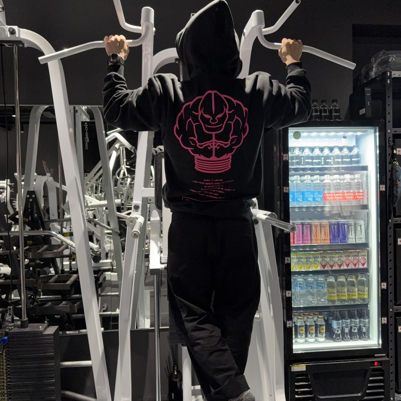 「懸垂を制する者、背中を制す」｜新潟市中央区女池の24時間ジム GEEKFIT. MEIKE