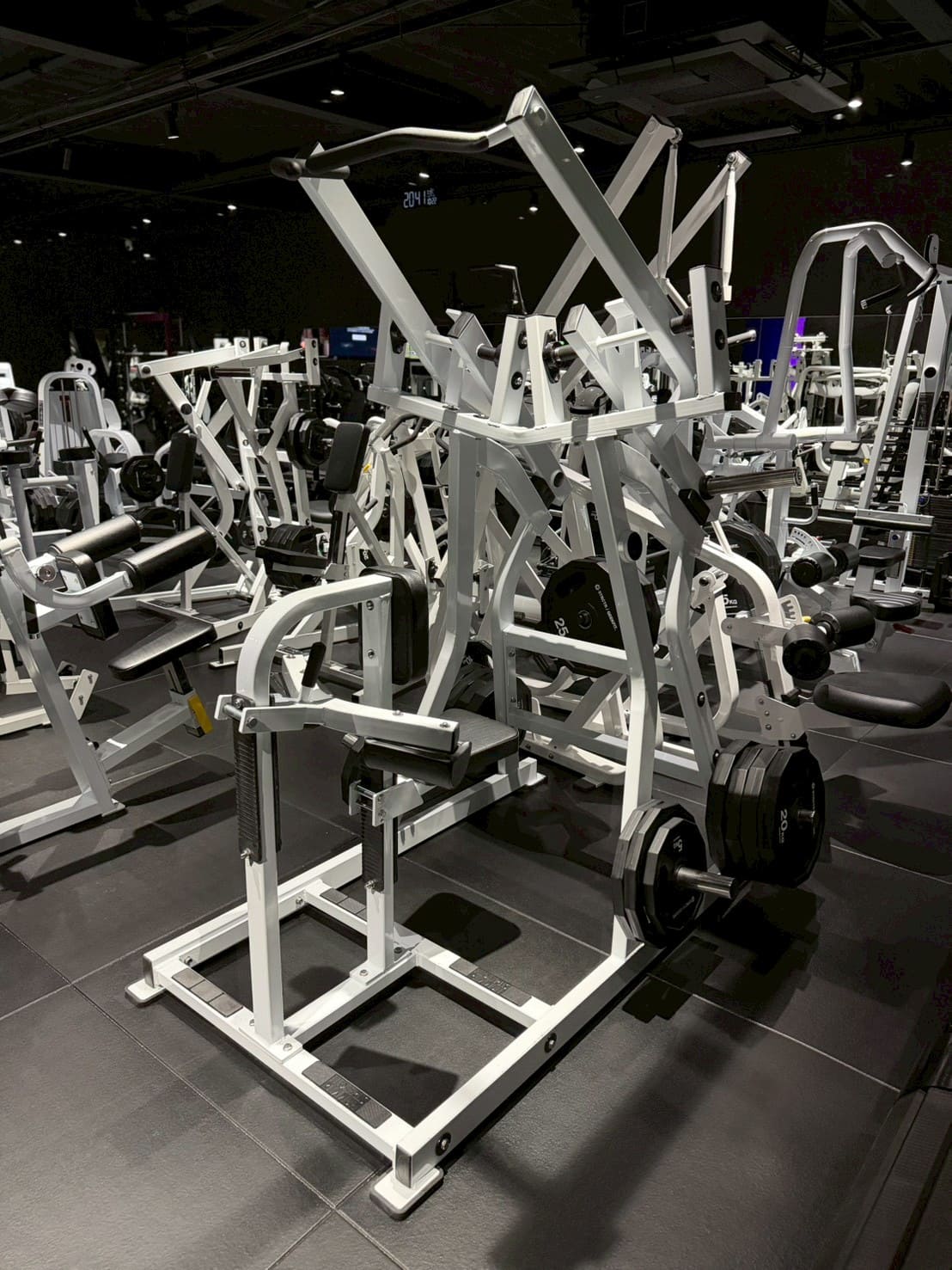 フロントラットプルダウン