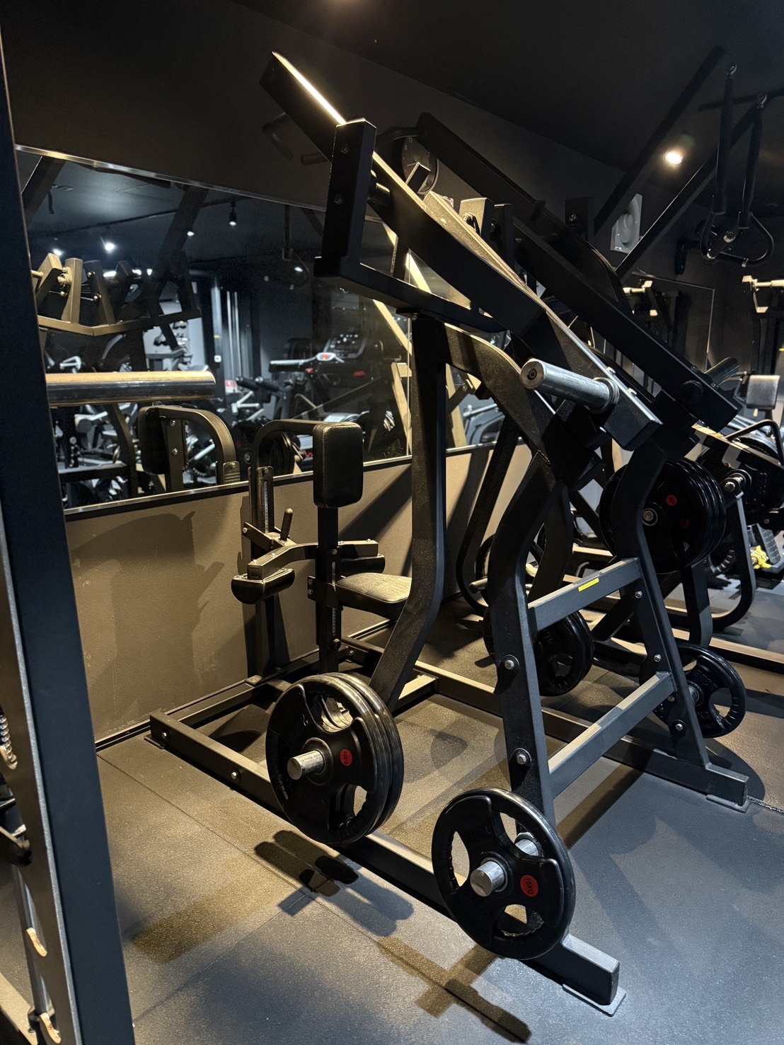 フロントラットプルダウン