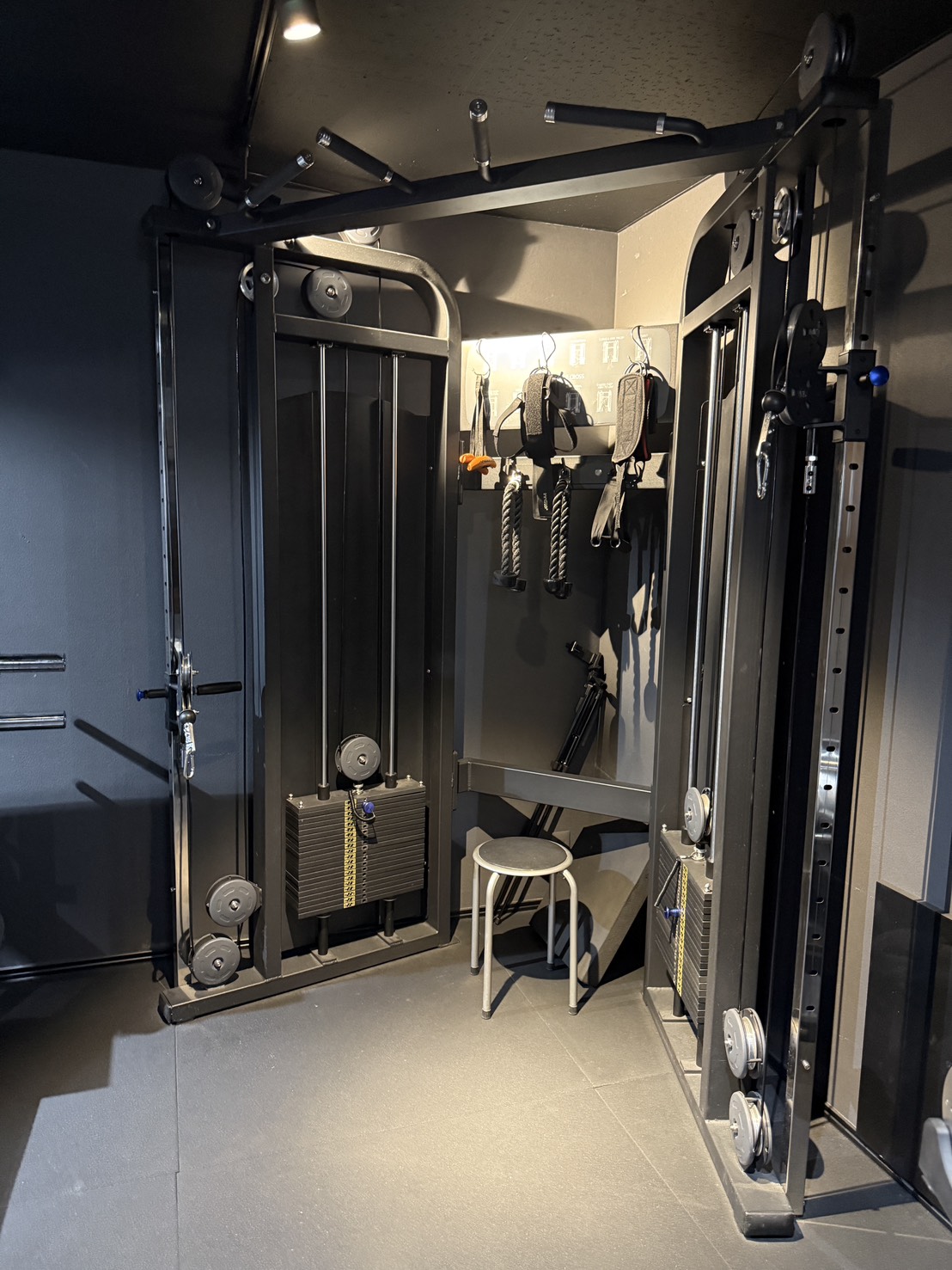 デュアルケーブルマシン