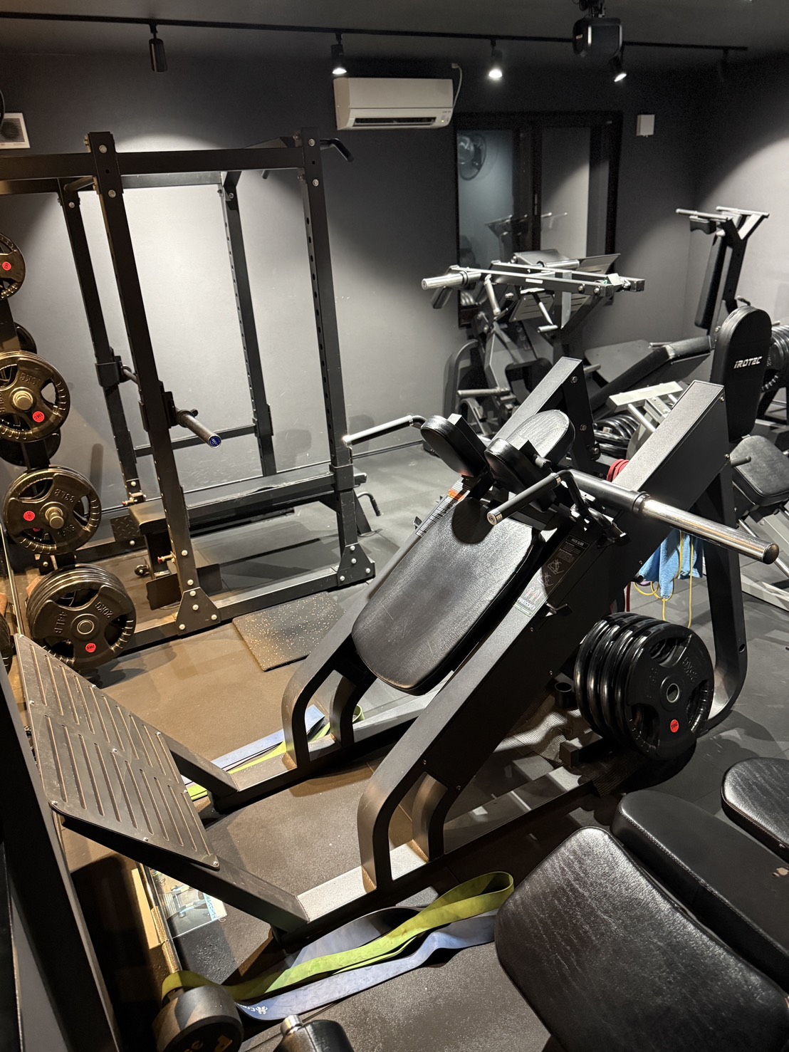 ハックスクワット