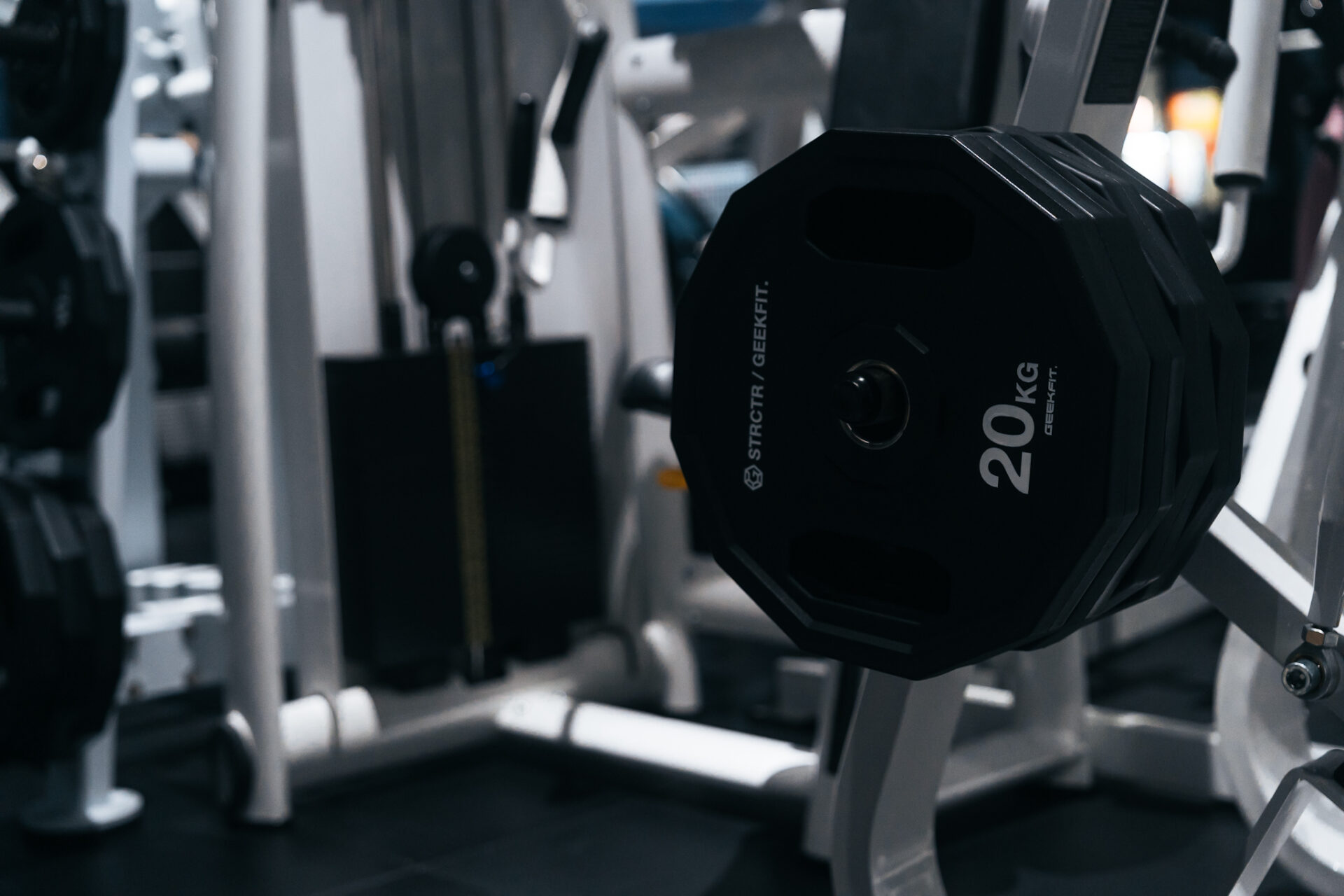 重量こそ正義？重さにこだわりすぎない考え方｜新潟市中央区女池の24時間ジム GEEKFIT. MEIKE