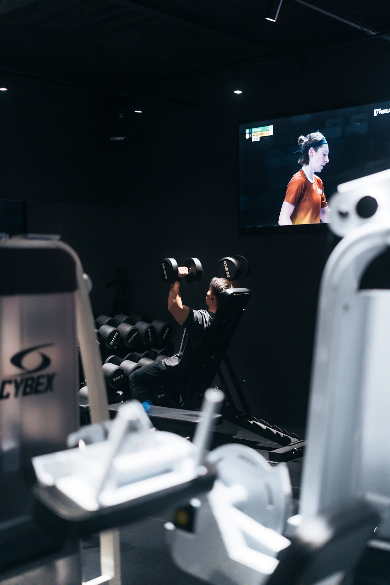 筋トレで肩が痛い原因とは？よくある肩のケガと正しい予防法｜新潟市中央区女池の24時間ジム GEEKFIT. MEIKE